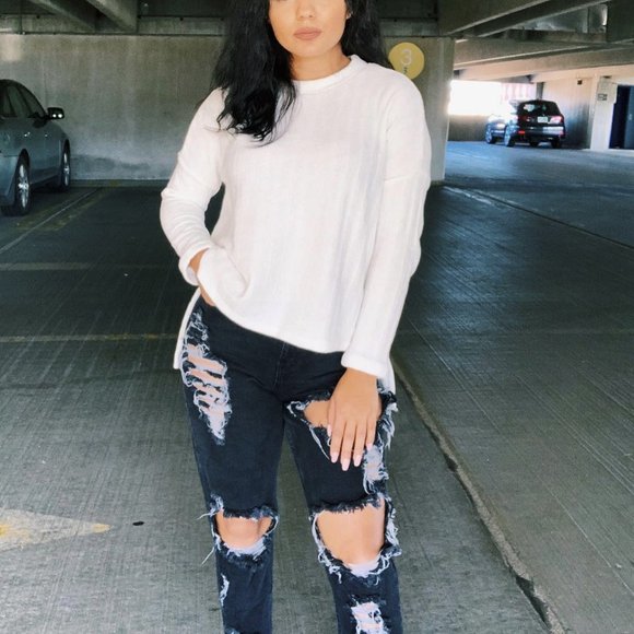 LoveLA Eva White Long Sleeve Sweater NWT Multiple Sizes - Picture 9 of 9